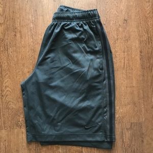 Men’s Dark Gray Nike athletic shorts